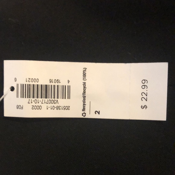 Shorts - Picture 3 of 3